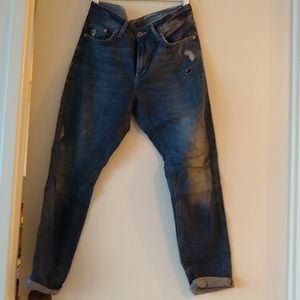 H&M distressed boyfriend jeans